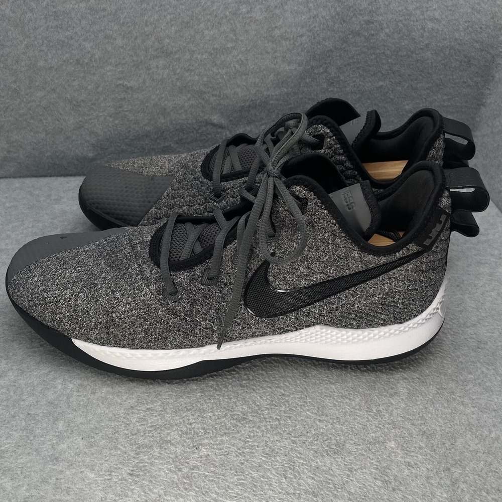 Nike Air Witness Lebron James Akron 330 Men's 13 Gray Training Shoes A04433-002